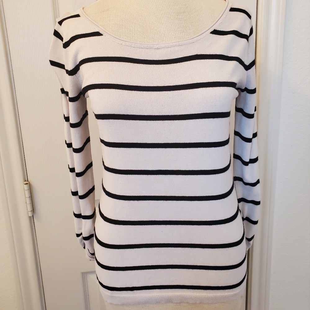 New York & Co 3/4 shirt - Small